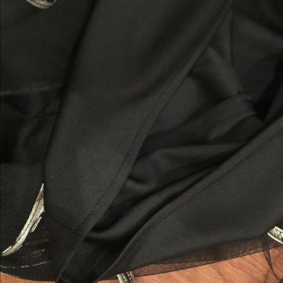 JS Collections cocktail dress in black with cream - Picture 4 of 4